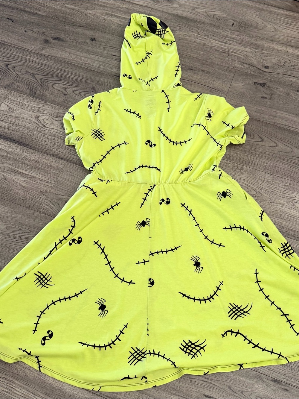 Women’s Torrid Oogie Boogie Hooded Dress - Picture 4 of 4